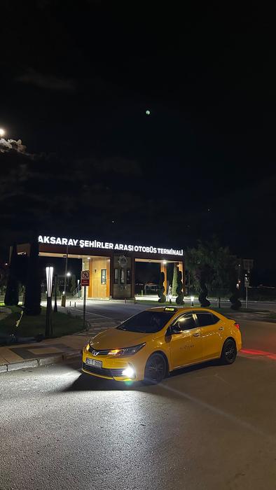 Yenişehir Taksi aracı Aksaray şehirlerarası otobüs terminali önünde